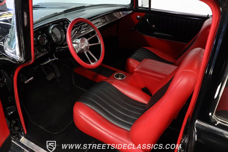 Unknown-210-1957-Black-Black-ampamp-Red-2