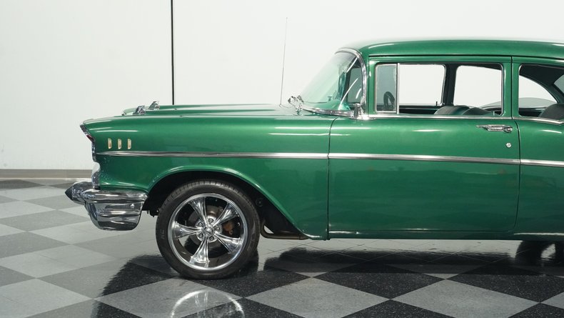 Unknown-210-1957-Emerald-Green-Metall-Emerald-Green-37