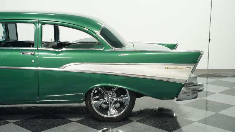 Unknown-210-1957-Emerald-Green-Metall-Emerald-Green-38