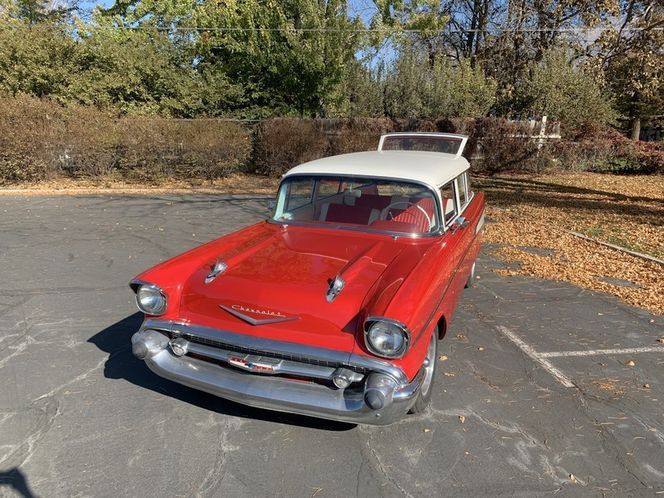 Unknown-210-1957-Red-Red-5