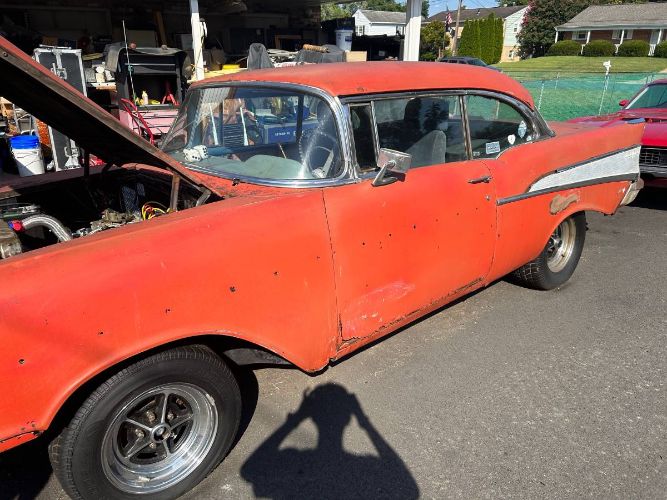 Unknown-210-1957-Red