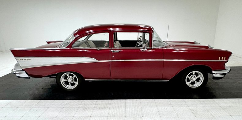 Unknown-210-1957-Ruby-Red-Metallic-Black-2