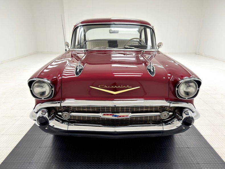 Unknown-210-1957-Ruby-Red-Metallic-Black-25