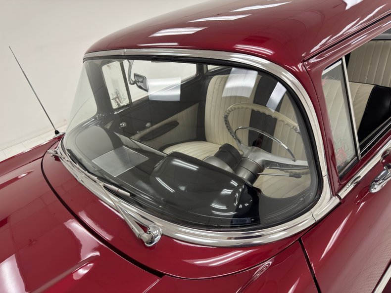 Unknown-210-1957-Ruby-Red-Metallic-Black-32