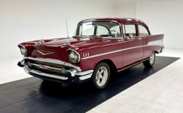 Unknown-210-1957-Ruby-Red-Metallic-Black-41