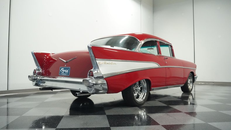 Unknown-210-1957-San-Marino-Red-Black-20