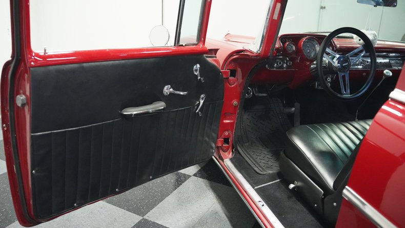 Unknown-210-1957-San-Marino-Red-Black-26