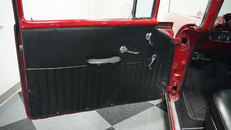 Unknown-210-1957-San-Marino-Red-Black-27