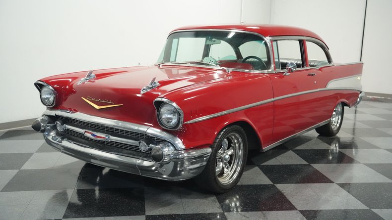 Unknown-210-1957-San-Marino-Red-Black-3