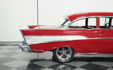 Unknown-210-1957-San-Marino-Red-Black-6