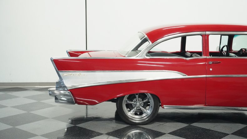 Unknown-210-1957-San-Marino-Red-Black-6