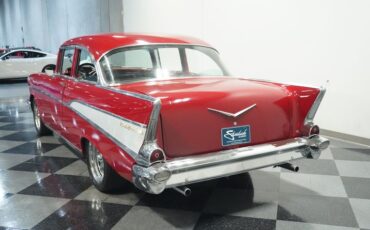 Unknown-210-1957-San-Marino-Red-Black-8
