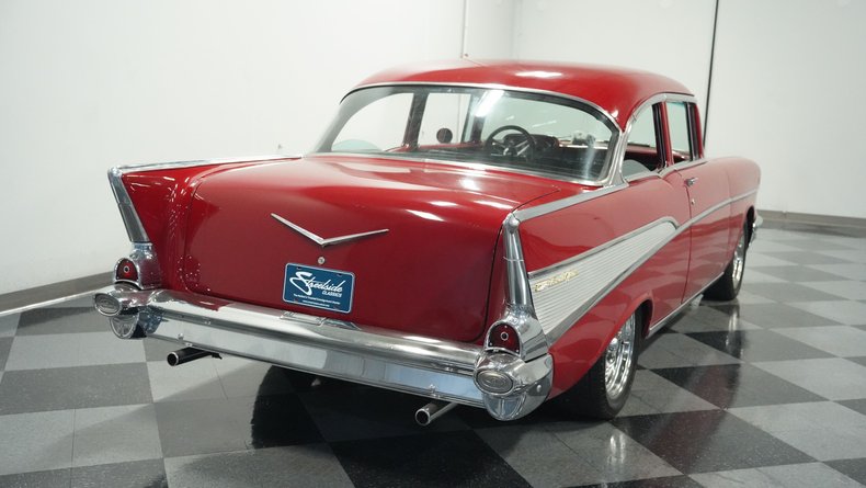 Unknown-210-1957-San-Marino-Red-Black-9