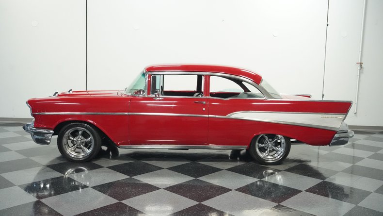 Unknown-210-1957-San-Marino-Red-Black