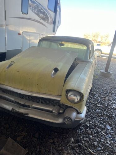 Unknown-210-1957-Yellow-Black-7