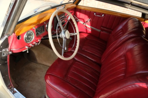 Unknown-220a-1952-Ivory-Red-6
