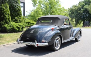 Unknown-220a-1954-Black-Red-3