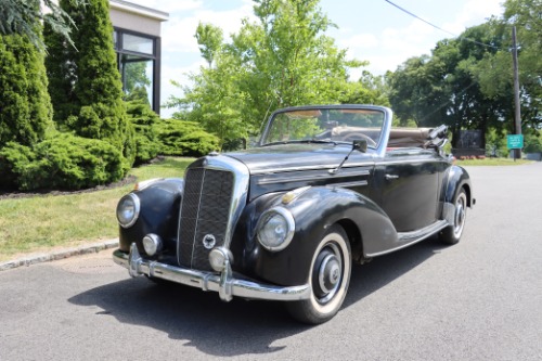 Unknown-220a-1954-Black-Red