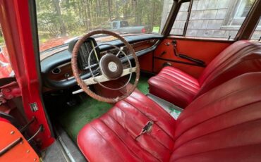 Unknown-220b-1961-RedBlack-14