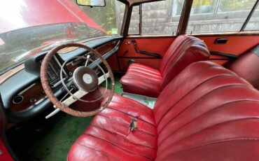 Unknown-220b-1961-RedBlack-3