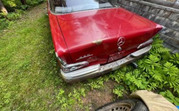 Unknown-220b-1961-RedBlack-7