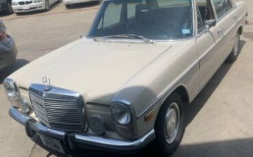 Unknown-220d-1972-Yellow-17