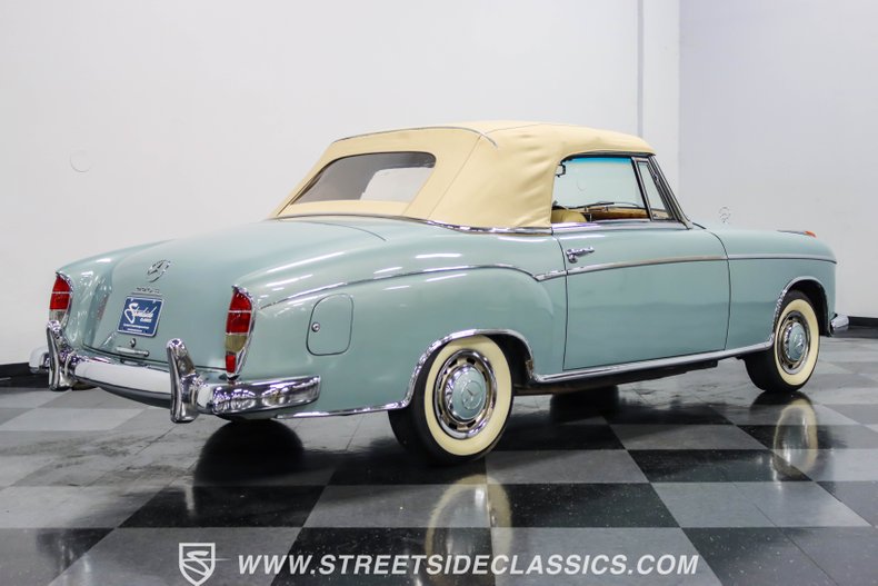 Unknown-220s-1959-Blue-Tan-10