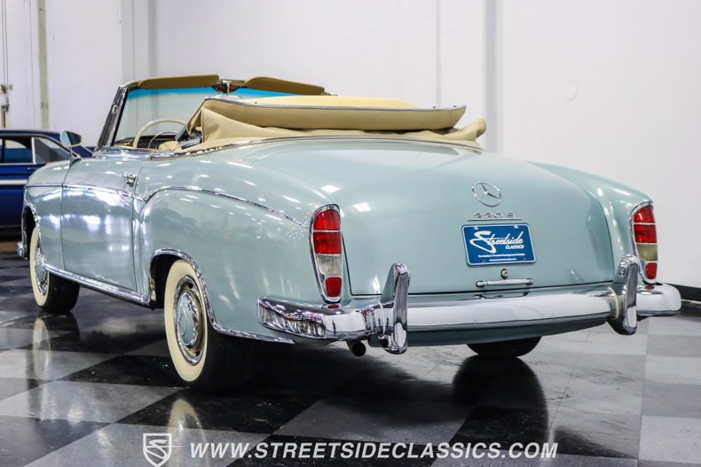 Unknown-220s-1959-Blue-Tan-18