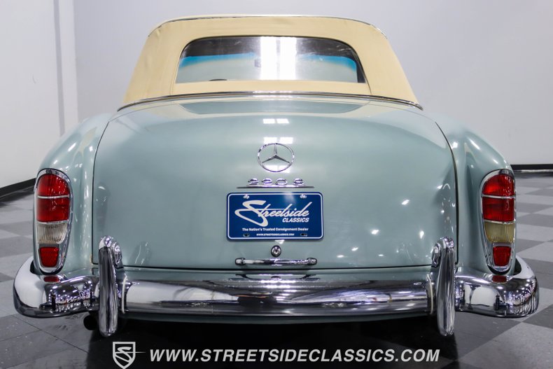 Unknown-220s-1959-Blue-Tan-24