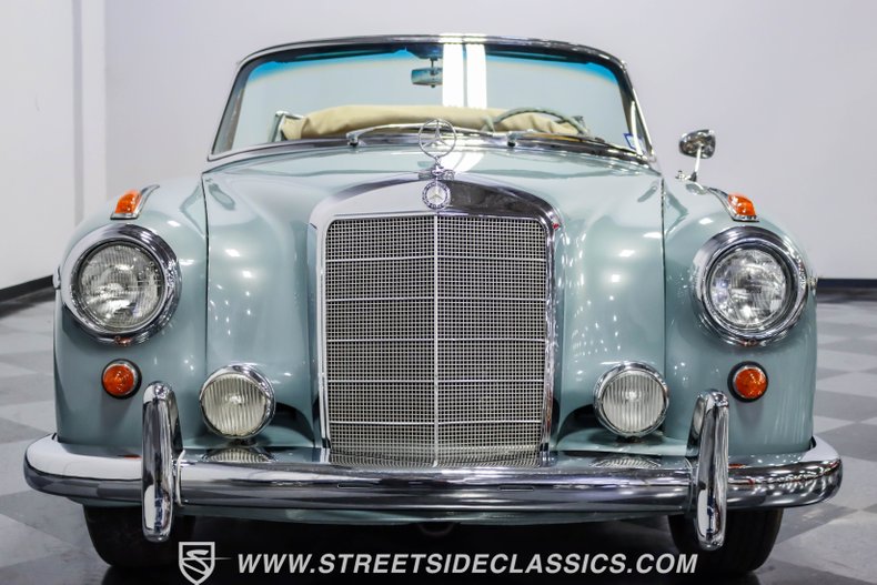 Unknown-220s-1959-Blue-Tan-30
