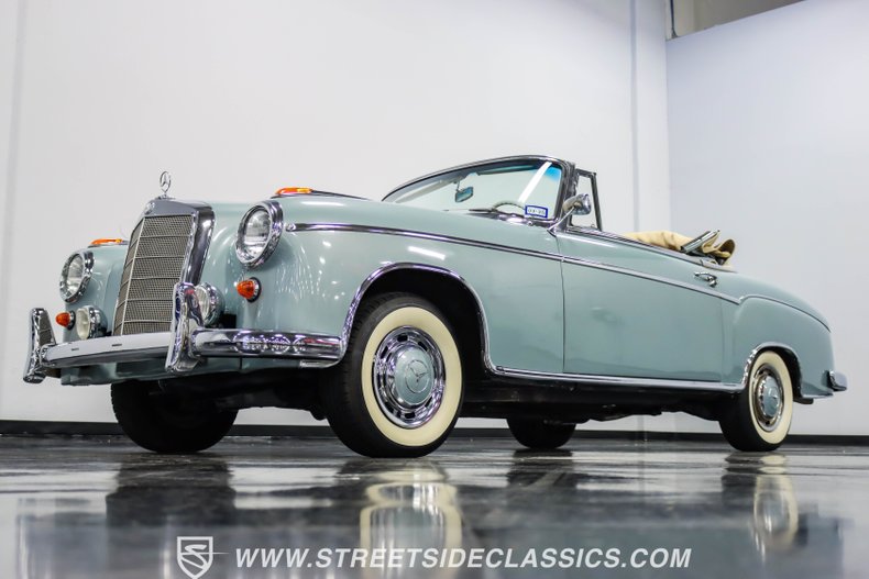 Unknown-220s-1959-Blue-Tan-33