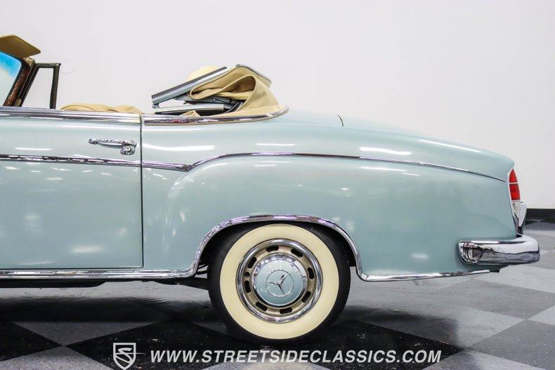 Unknown-220s-1959-Blue-Tan-36