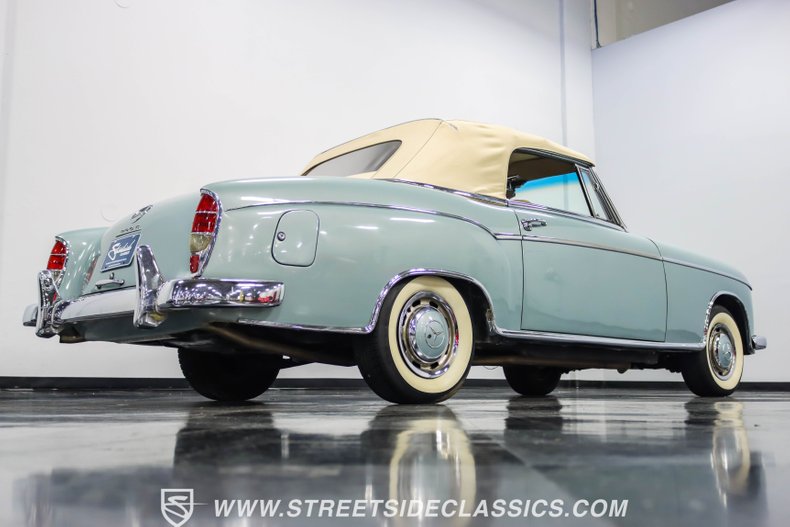Unknown-220s-1959-Blue-Tan-42