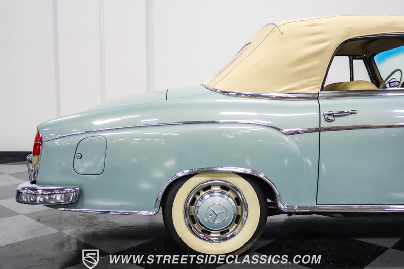 Unknown-220s-1959-Blue-Tan-44