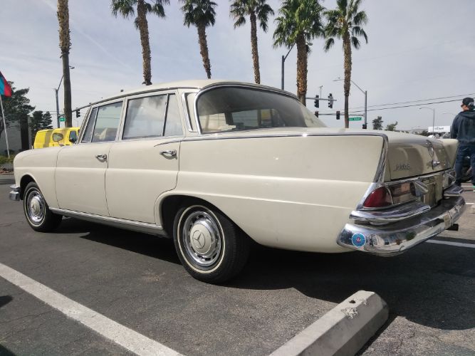 Unknown-220s-1961