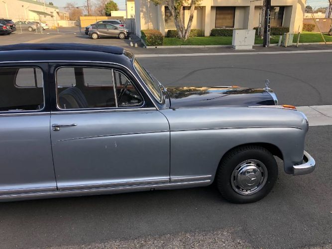 Unknown-220se-1959-2-Tone-Silver-BlueD-11
