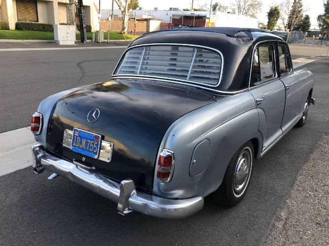 Unknown-220se-1959-2-Tone-Silver-BlueD-21