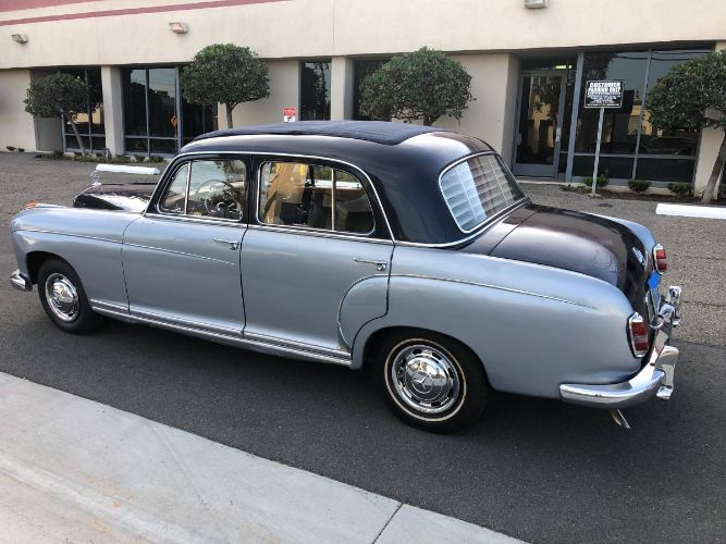 Unknown-220se-1959-2-Tone-Silver-BlueD