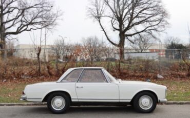 Unknown-230sl-1965-White-Red-1