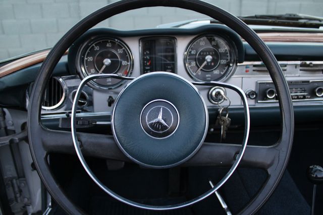Unknown-230sl-1967-Silver-Blue-15