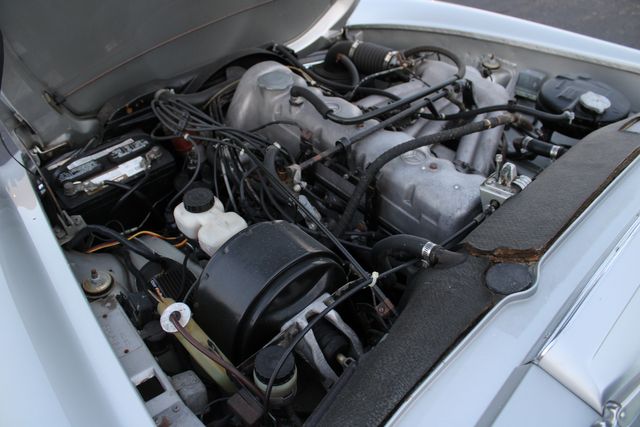 Unknown-230sl-1967-Silver-Blue-28