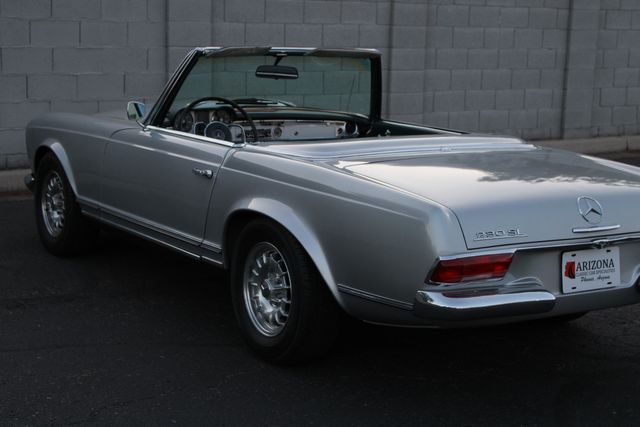 Unknown-230sl-1967-Silver-Blue-33