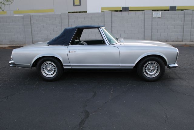 Unknown-230sl-1967-Silver-Blue-5