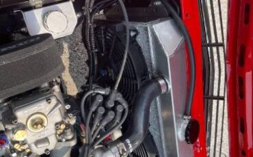 Unknown-240z-1970-Red-Black-14