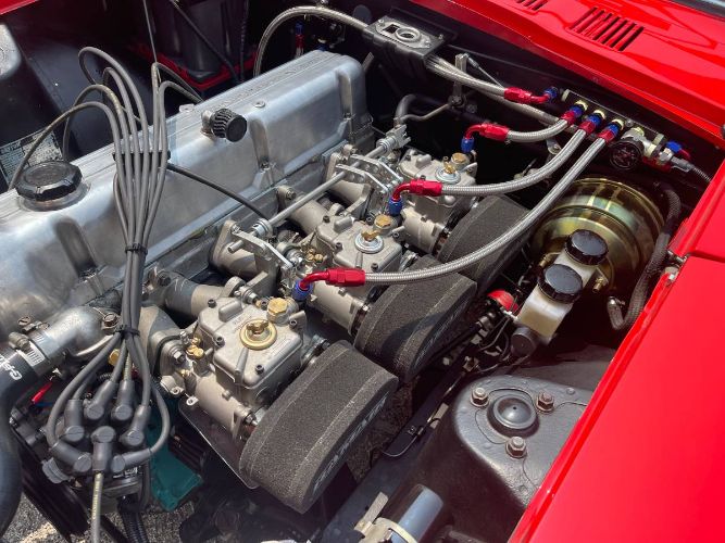 Unknown-240z-1970-Red-Black-8