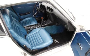 Unknown-240z-1970-White-Cobalt-Blue-24