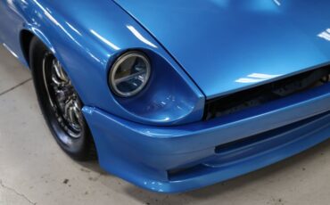 Unknown-240z-1972-Blue-Metallic-Black-11