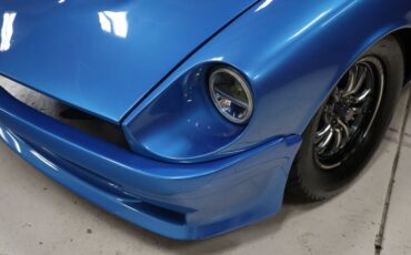 Unknown-240z-1972-Blue-Metallic-Black-12