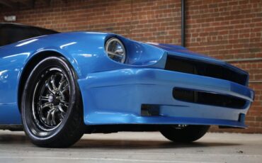 Unknown-240z-1972-Blue-Metallic-Black-13