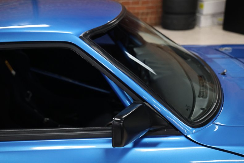 Unknown-240z-1972-Blue-Metallic-Black-22